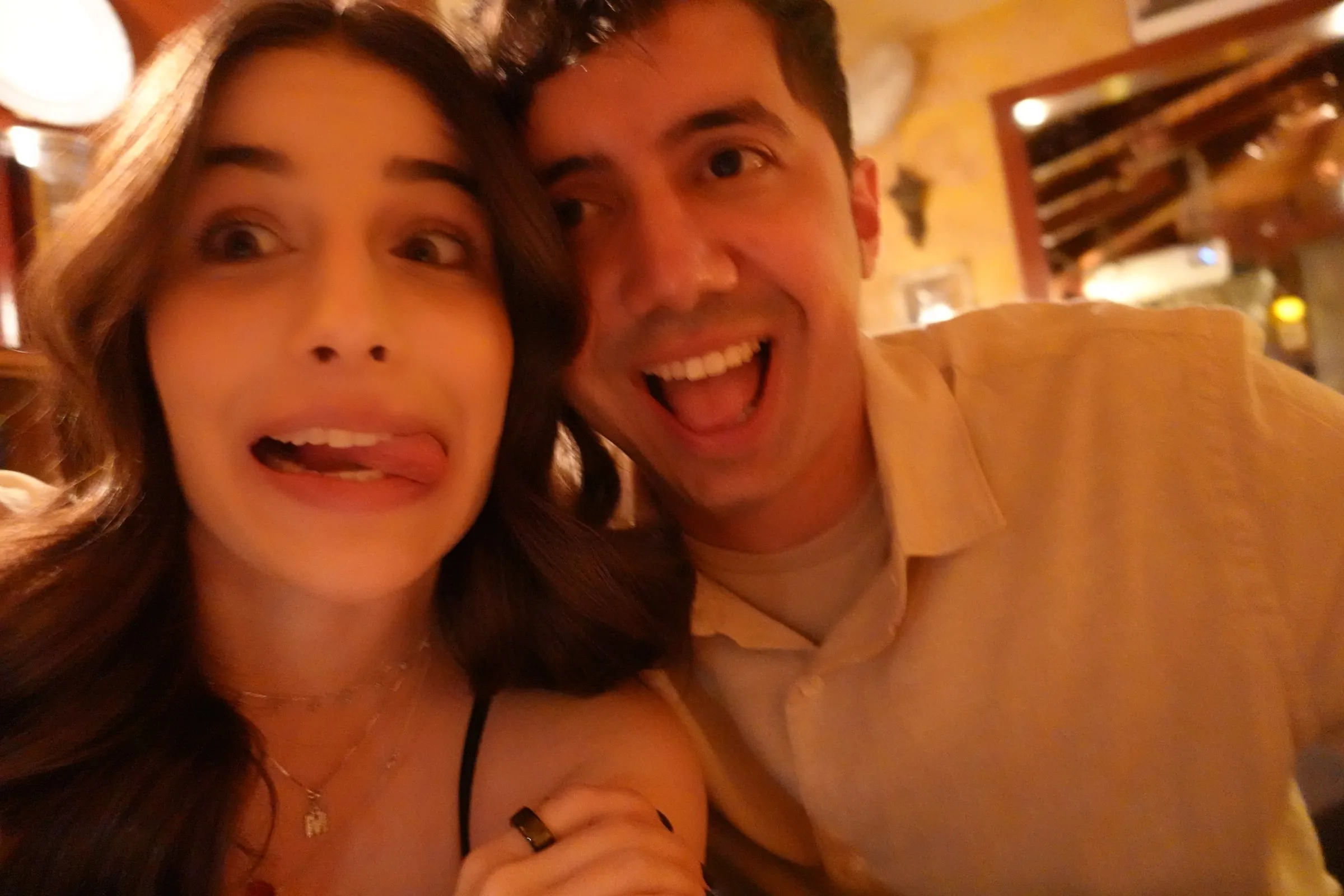 Ana Luisa e Misael fazendo careta